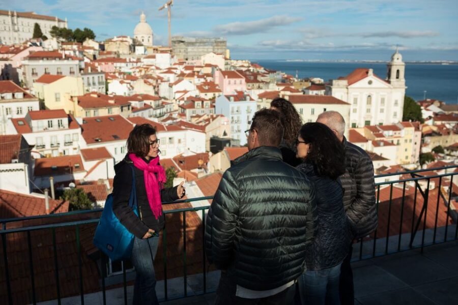 Lisbon: 2h Old Lisbon Tuk Tuk Tour - Key things to know before you ride
