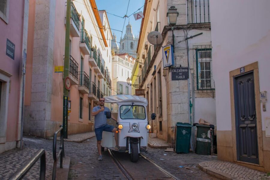 Lisbon: 2h or 4h Private TukTuk Tour with a True Local Guide - Mouraria and Graça: the hill-top viewpoints that feel more local