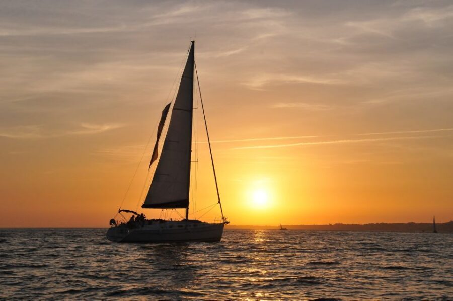 Lisbon 2H Private Tour by SAILBOAT / SAIL or POWER CATAMARAN - Cristo Rei and views toward Alfama: the river’s best angles