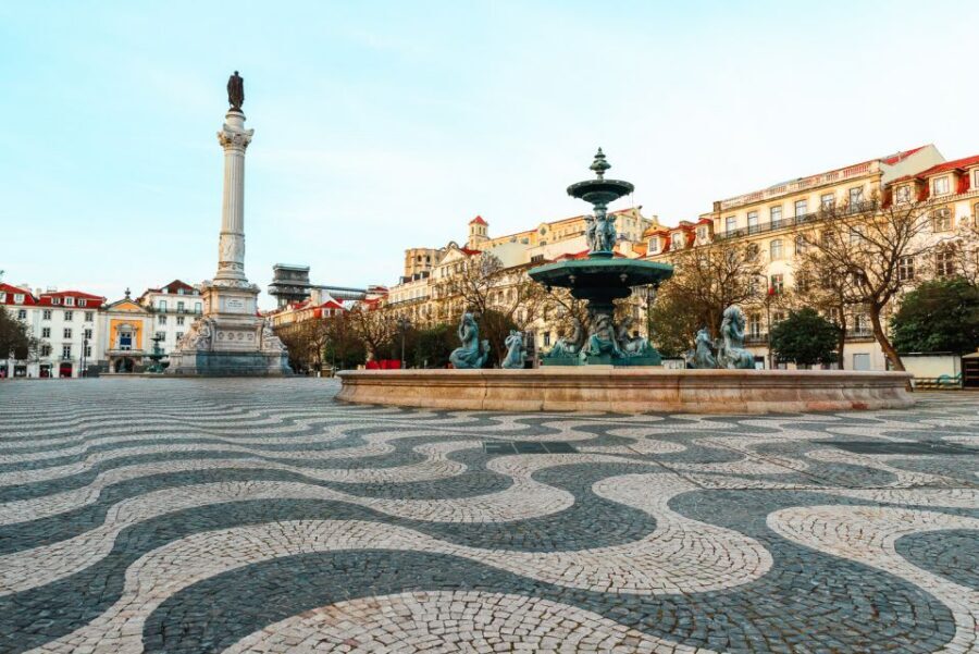 Lisbon: 3-Hour Historical Tour - Saint Roch to the city’s “layers”: how the guide connects neighborhoods