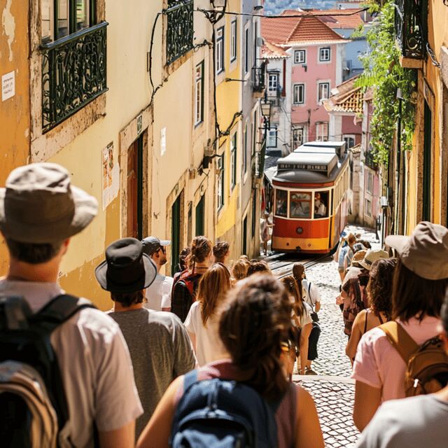Lisbon: Alfama, Chiado and Baixa Walking Tour with Tastings - Key points to know before you go
