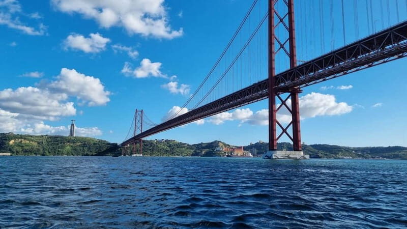 Lisbon: Alma Nobre – The Finest Tagus Cruise Experience - Dom João + Open-Bar Value: What You Really Get for $28