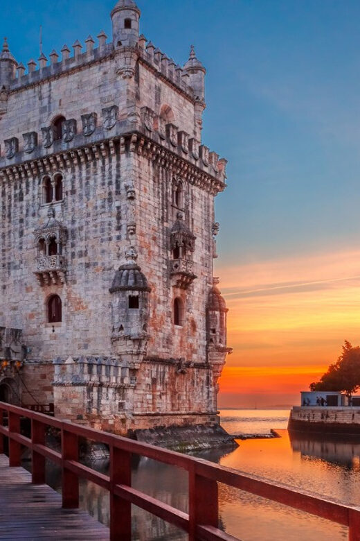 Lisbon: Belem Tour & Jerónimos Monastery Skip-line Ticket - Skip-the-line Jerónimos Monastery: Manueline architecture with real story