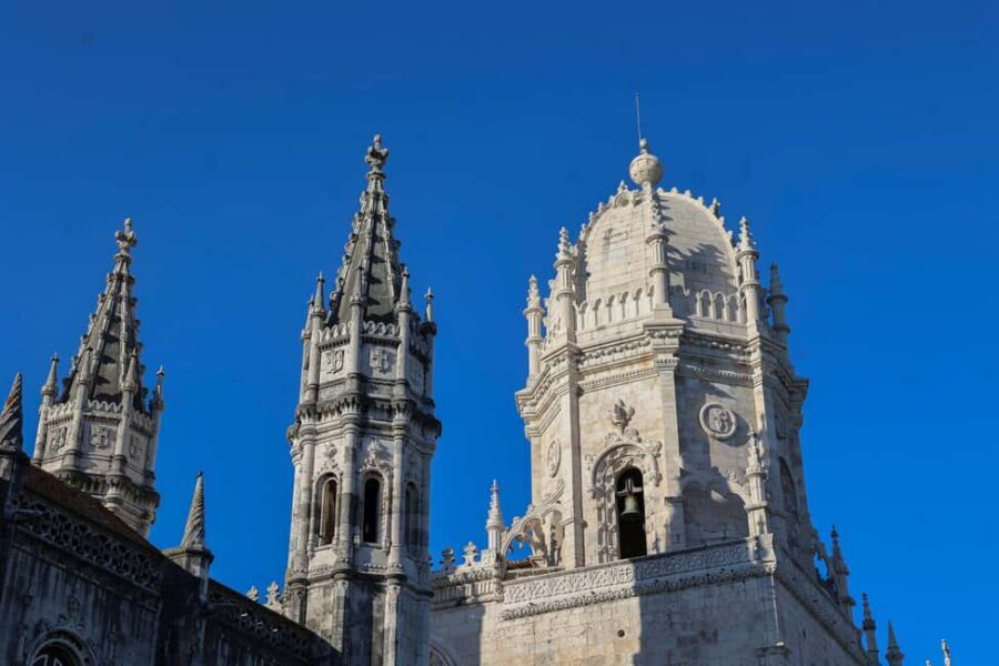 Lisbon: Belem Tour & Jerónimos Monastery Skip-line Ticket - Where you meet and how the timing feels on-site