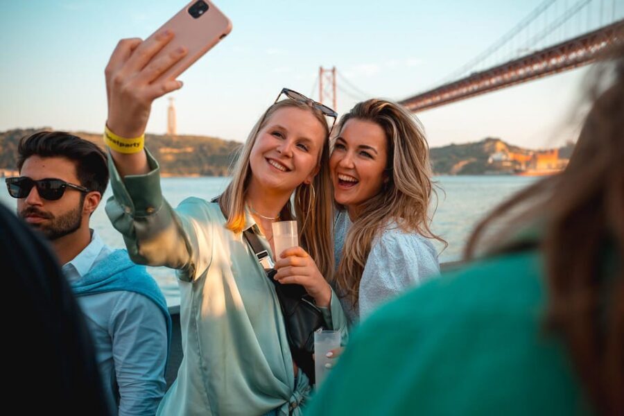 Lisbon Boat Party - Live DJ & Afterparty with VIP Club entry - Key highlights worth your time