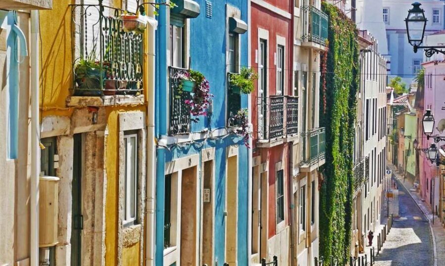 Lisbon: Chiado, Bairro Alto, and Principe Real Tuk Tuk Tour - Who should book this tuk tuk tour (and who should skip it)