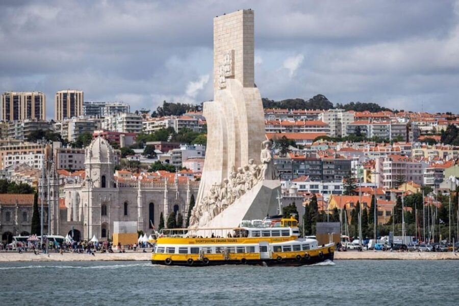 Lisbon City Tour: All Must-See Attractions with Expert Guide - Price and value: what $96 buys you in a 7-hour day