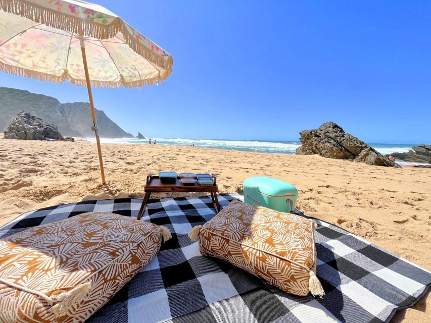 Lisbon Coast Tour: Paradise Beaches & Famous Beach Bars - Service and guides: Edi’s problem-solving and Carlos’s context