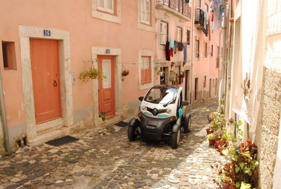 Lisbon: Electric Car Moorish Tour with GPS Audio Guide - Small Extras That Can Make a Difference