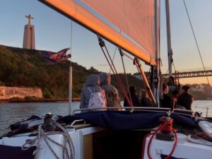 Lisbon: Enjoy a Sunset or Night Tagus River Sailboat Cruise - Before You Leave the Dock: Safety, Drinks, and First Views