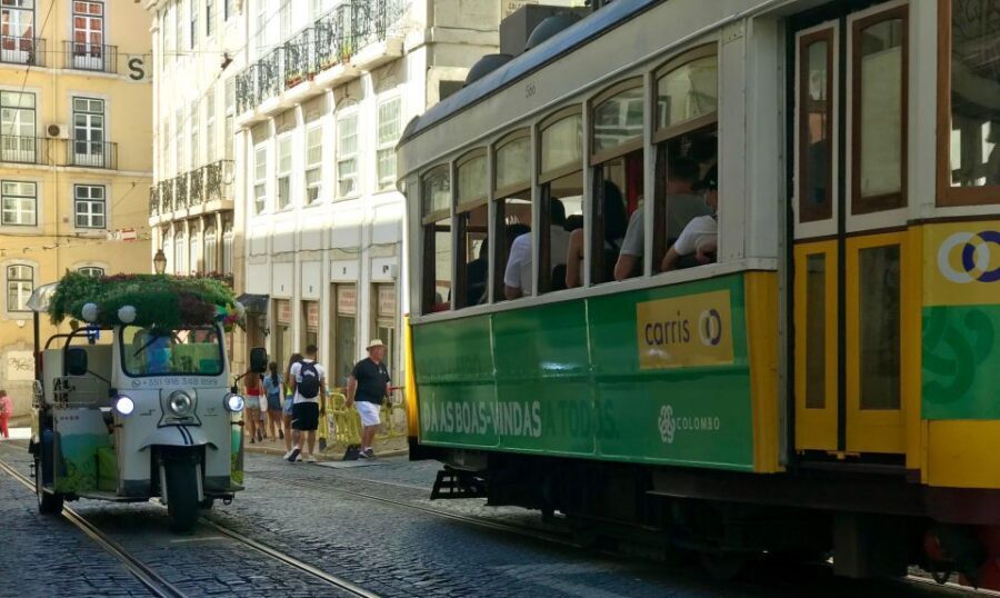 Lisbon: Famous 28 Tram Line Guided Private Tour by Tuk-Tuk - The 1-hour route: stop by stop, what each moment is for