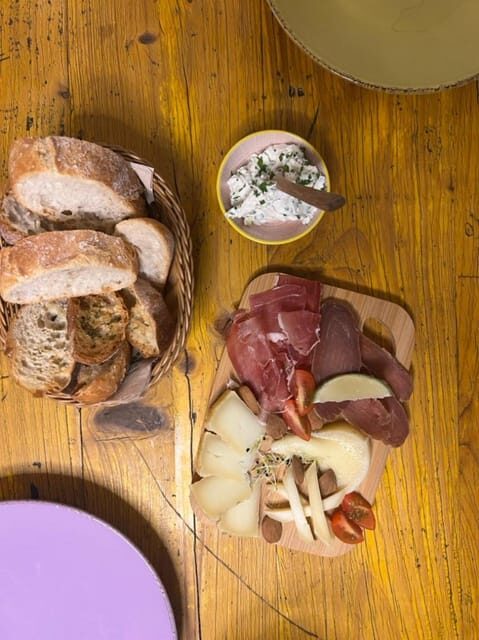 Lisbon: Food and Wine Tasting 4-Hours Tuk Tuk Tour - São Pedro de Alcântara and Estrela Basilica: baroque beauty without museum fatigue