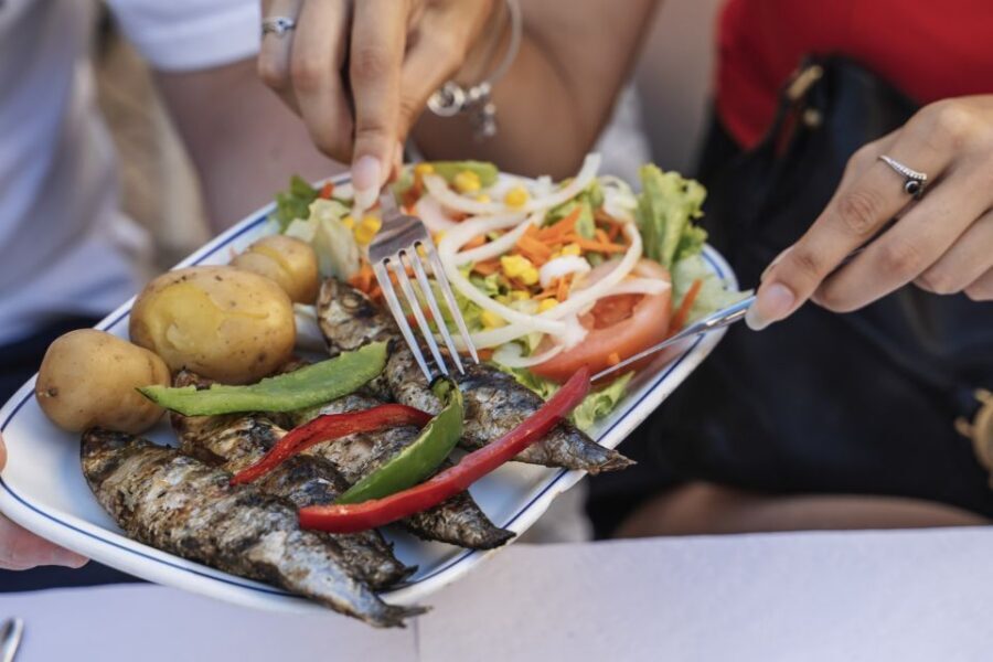Lisbon Food Tour with Drinks and Food Included - Who should book this Lisbon food tour (and who might want a different plan)