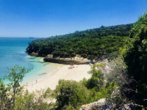 Lisbon: Full-Day Arrabida Kayak Tour with Picnic - The kayak route: from Praia do Creiro toward the best coastline angles