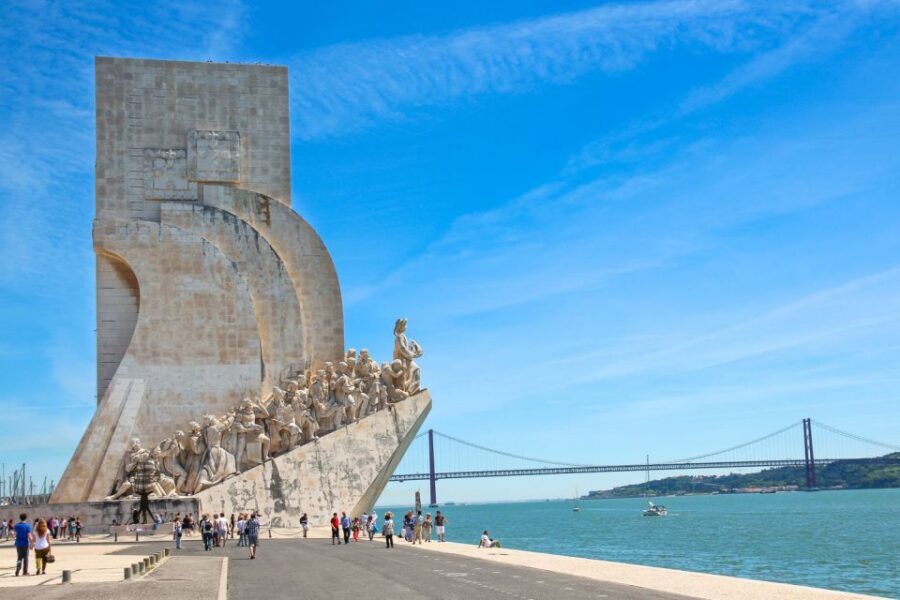 Lisbon: Full-Day Private Sightseeing Tour - Who this tour suits best