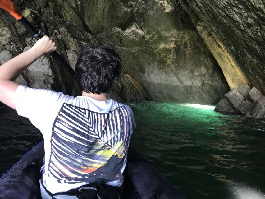 Lisbon: Full-Day Sesimbra Kayak Tour with Picnic - Getting to Sesimbra: Start in Alfama, Then Let Someone Else Drive