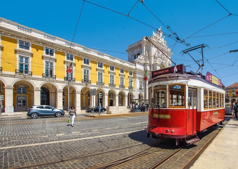 Lisbon: Guided Eco Tuk Tuk sightseeing tour - Price and value: $147 per group up to 5