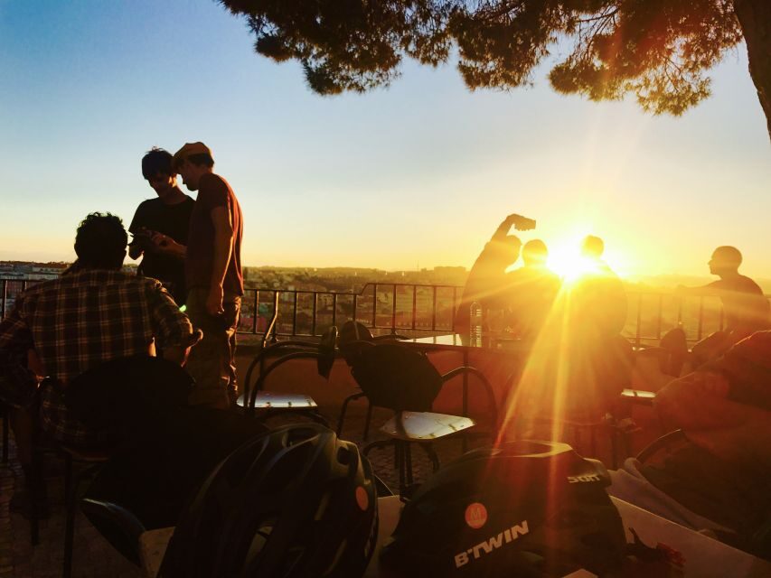 Lisbon: Guided Nighttime Electric Bike Tour - Why a night electric bike tour works so well in Lisbon