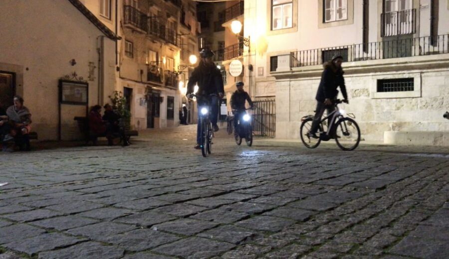 Lisbon: Guided Nighttime Electric Bike Tour - Meeting point and what to do when you arrive