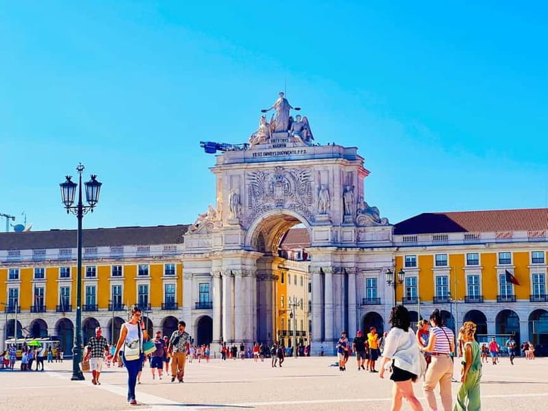 Lisbon: Guided Sightseeing Tour by Tuk Tuk - Key things to know before you go