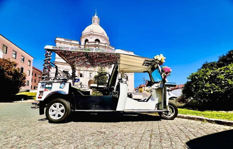 Lisbon: Guided Sightseeing Tour by Tuk Tuk - Commerce Square and Rua Augusta Arch: the classic Lisbon finish