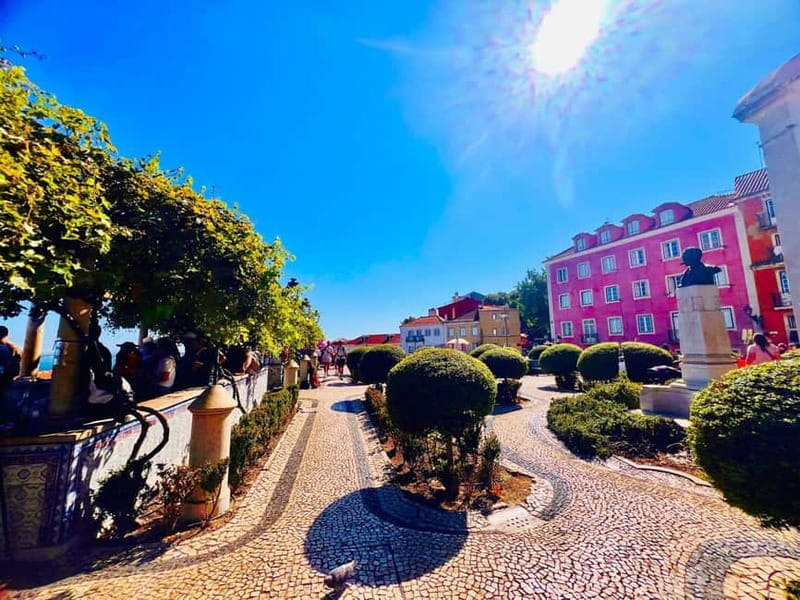 Lisbon: Guided Sightseeing Tour by Tuk Tuk - Price and value: what $37 buys in Lisbon time and effort