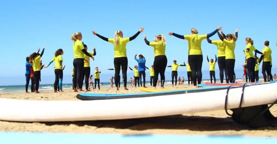 Lisbon: Guided Surfing Tour & Lessons - Carcavelos vs Caparica: How the best waves get picked