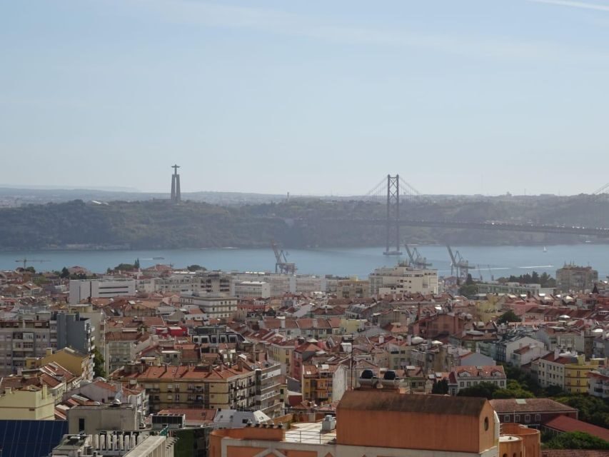 Lisbon: half day guided sightseeing tour by tuk tuk - Key highlights to look for