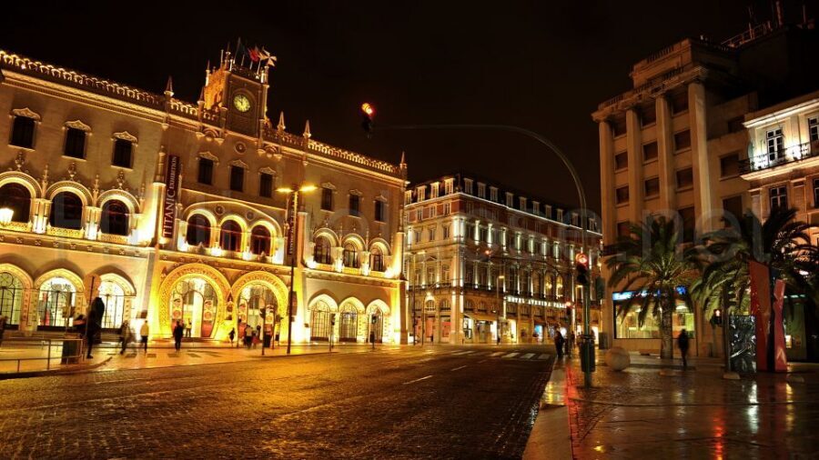 Lisbon: Half-Day Night Group Tour w/ Fado Dinner Show - Hotel Pickup and the Night Van Route Through Lisbon’s Classics