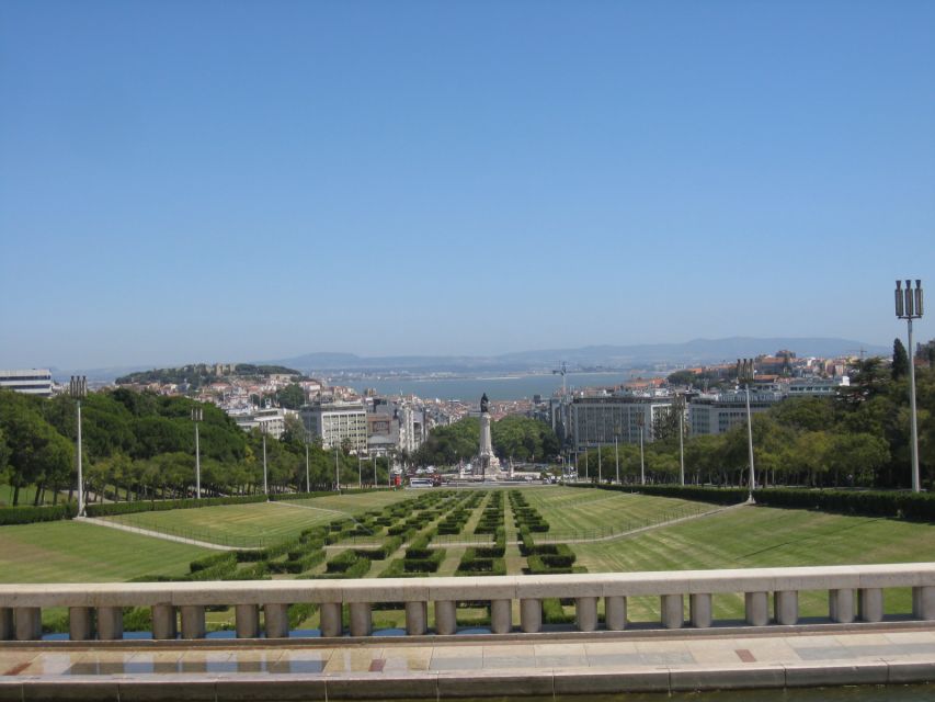 Lisbon Half-Day or Full-Day Small-Group Guided Tour - Full-day route: Restauradores Square to Alfama, Cathedral, and Lisbon viewpoints