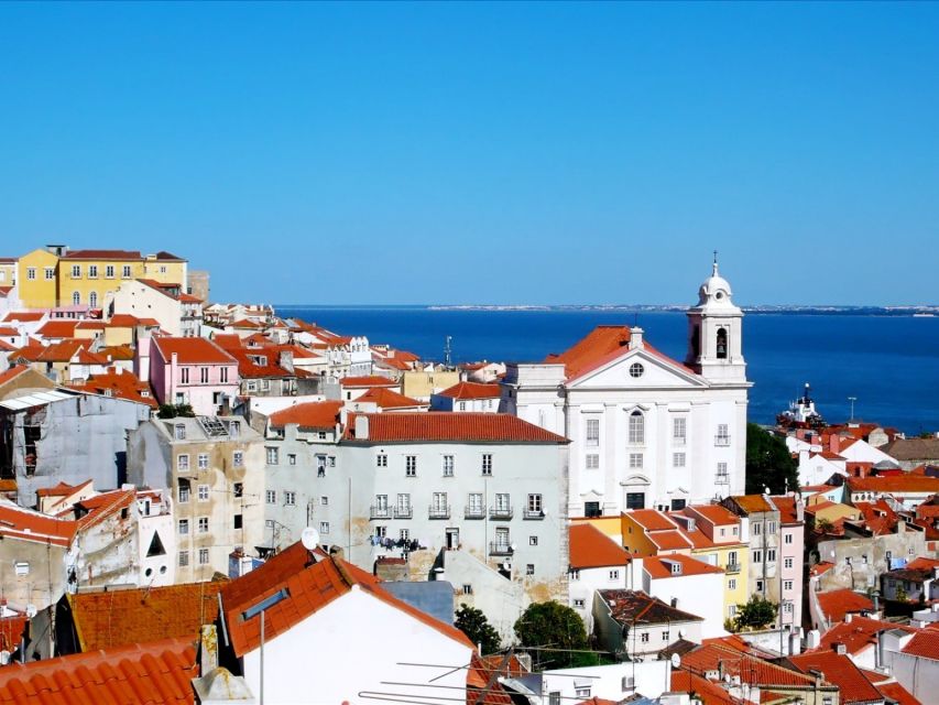 Lisbon Half-Day or Full-Day Small-Group Guided Tour - Language, pacing, and who this tour fits best