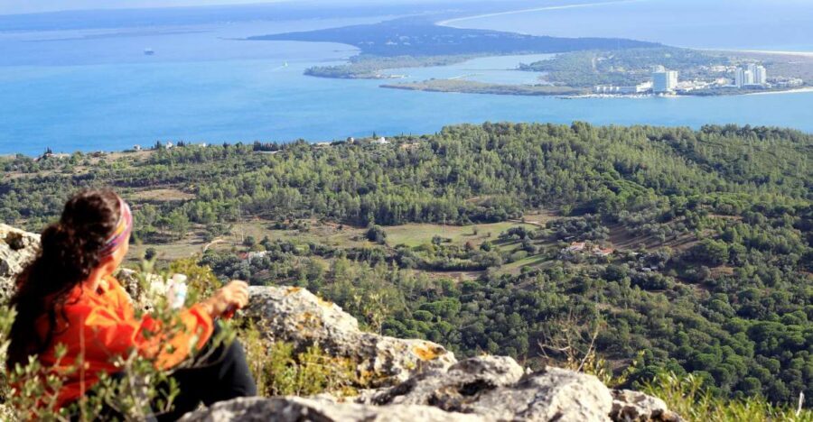 Lisbon: Hiking in Arrábida Natural Park - Arrábida Natural Park: why it feels worlds away from Lisbon