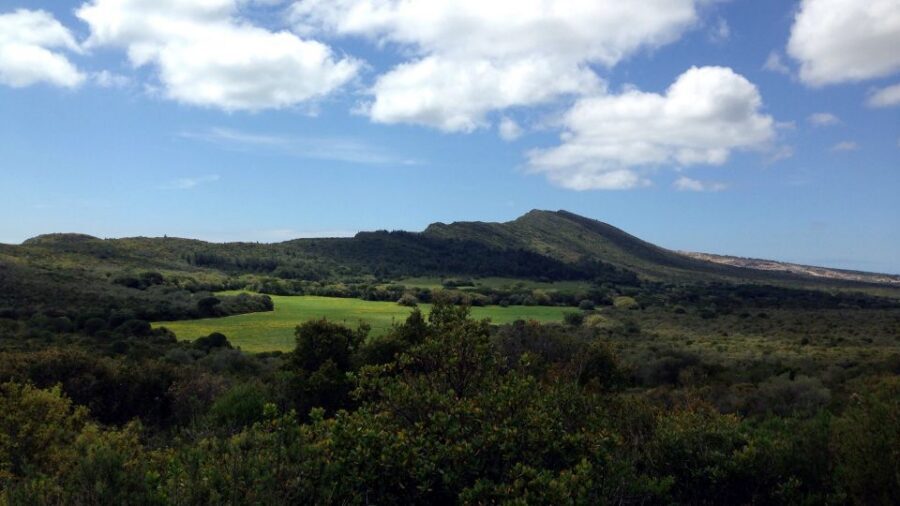 Lisbon: Hiking in Arrábida Natural Park - What you’ll actually do on the trail: mountain views, valleys, and history