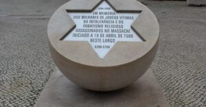 Lisbon: Jewish History in Portugal Guided Walking Tour - Getting started at A Padaria Portuguesa (and finding your footing)