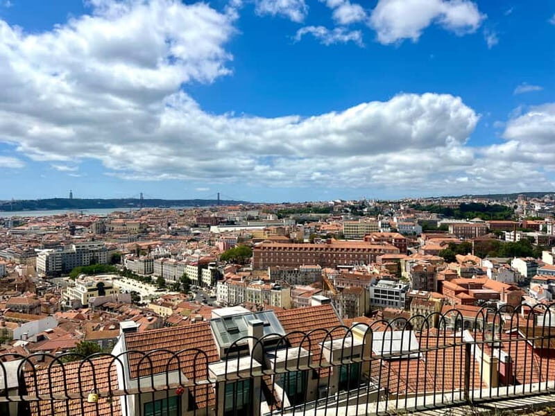 Lisbon: LISBON STORY TOUR BY TUK TUK - Miradouros Santa Luzia and Portas do Sol: Viewpoints You Can Actually Use