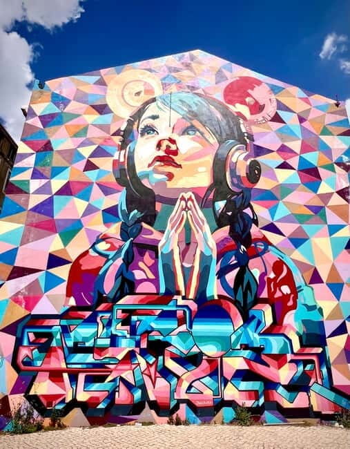 Lisbon: LISBON STORY TOUR BY TUK TUK - Lisbon Flea Market, Alfama, and the Fado Museum Pass