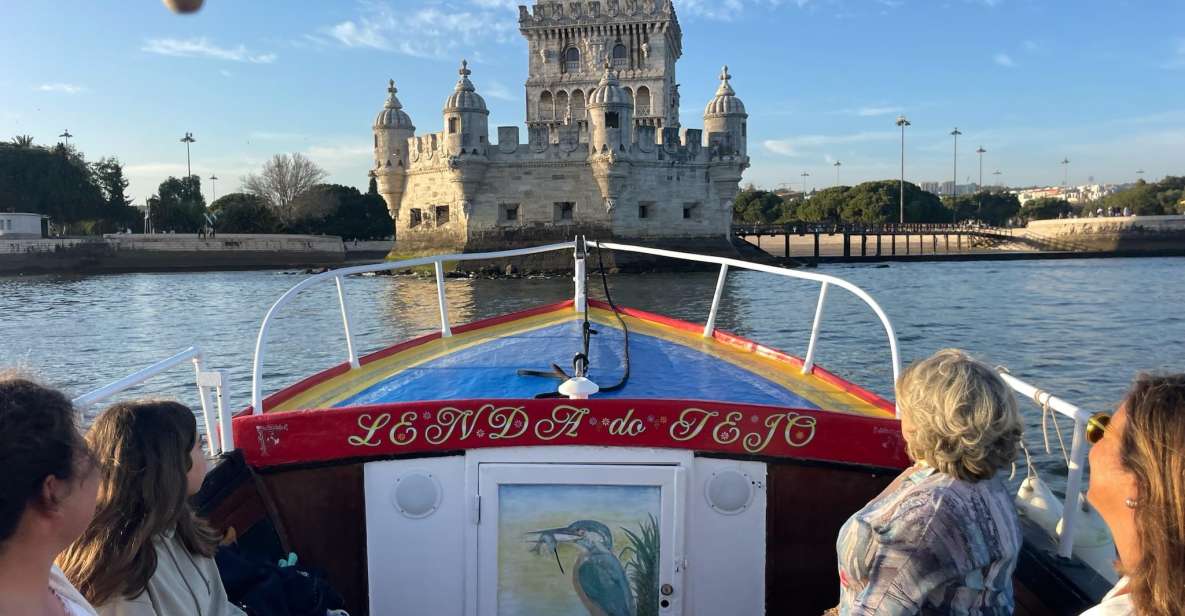 Lisbon: Live Guided Traditional Boat Sightseeing Cruise Tour - Your 1.5-Hour River Route: What You See at Each Stop