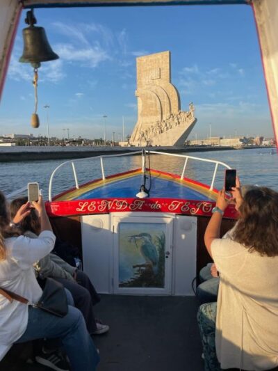 Lisbon: Live Guided Traditional Boat Sightseeing Cruise Tour - Captain Francisco and Rita: The Small-Group Difference