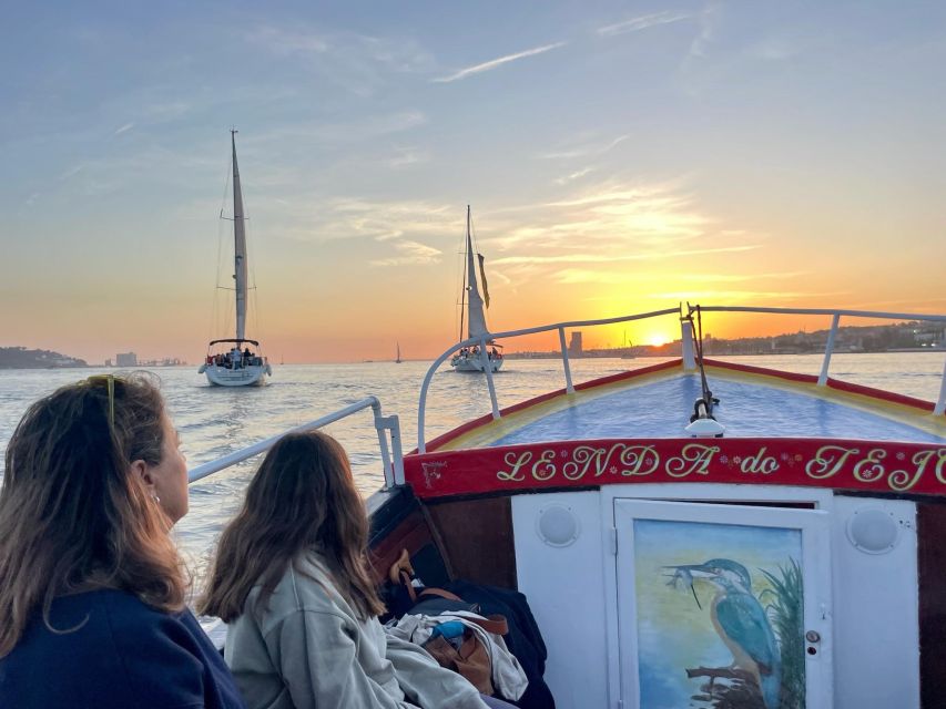 Lisbon: Live Guided Traditional Boat Sightseeing Cruise Tour - Fado on Board: What to Expect (and What Might Change)
