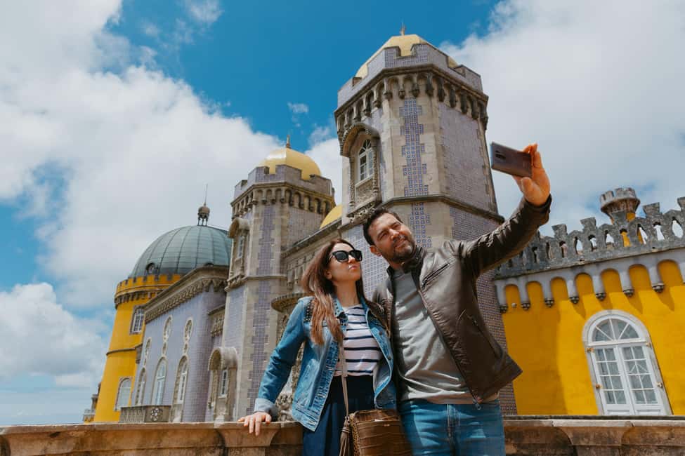 Lisbon: MiniBus Sintra, Pena, Regaleira, Cap Roca Tour - Meet-up and the “start smart” timing out of Lisbon