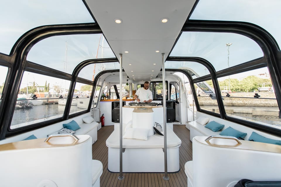 Lisbon: New Year's Cruise with DJ, Open Bar, Snacks and Wine - Snacks and Coffee: Small Details That Keep the Party Going