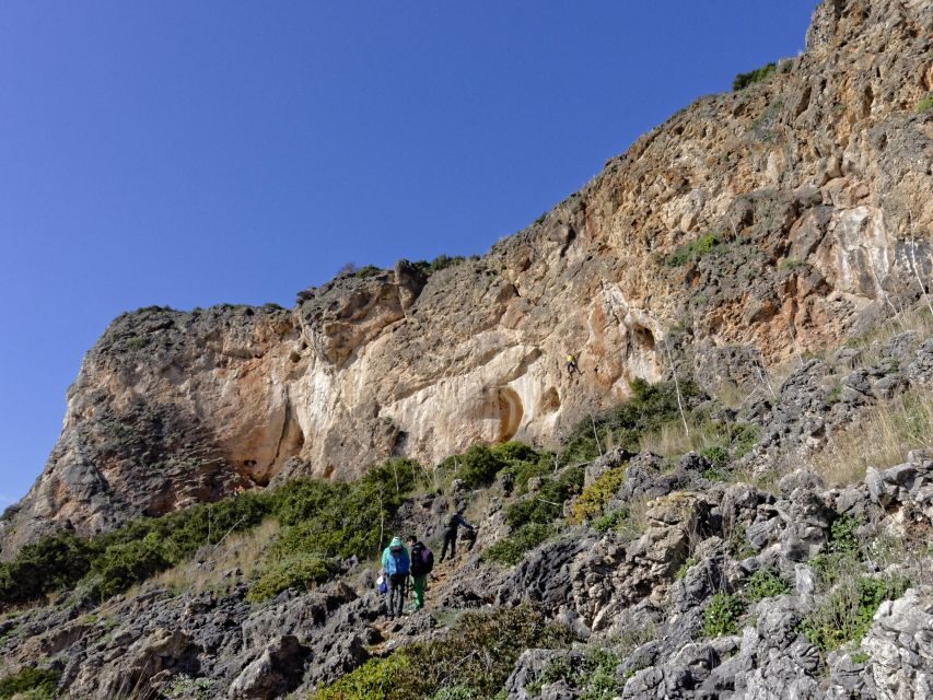 Lisbon or Sesimbra: Guided Rock Climbing Tour in Arrábida - Key things I’d circle in the itinerary