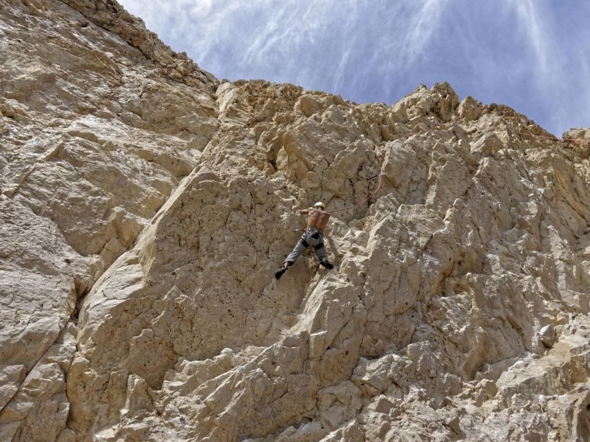 Lisbon or Sesimbra: Guided Rock Climbing Tour in Arrábida - Languages and Communication: Get What You Need, No Guesswork