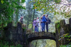 Lisbon: Pena Palace, Sintra, Cabo da Roca & Cascais Day Tour - Pena Palace: fairytale colors, guided walking, and smart expectations