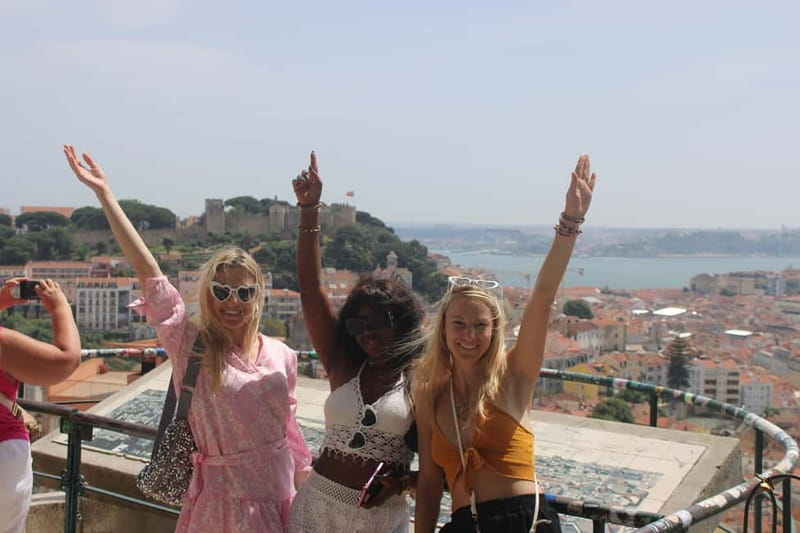 Lisbon : Private Guided Tour by Eco Quad & Tuk Tuk - Languages and Communication: Make Sure It Fits Your Group