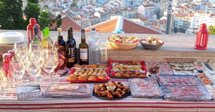 Lisbon: Private Highlights Tuk-Tuk Tour with Tapas and Wine - Quick Highlights I’d Plan Around