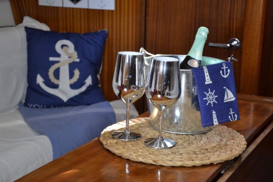 Lisbon: Private Sailboat Tour on Tagus River - Timing and practical tips that keep your sail smooth