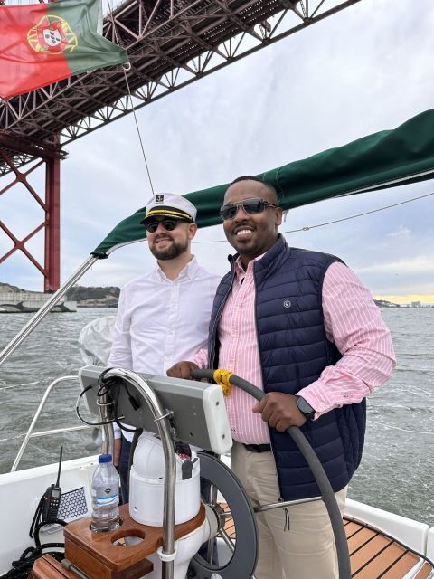 Lisbon: Private sailboat tours on Tagus River - Onboard Comfort: Snacks, Wi‑Fi, Restroom, and a Real-World Playlist System