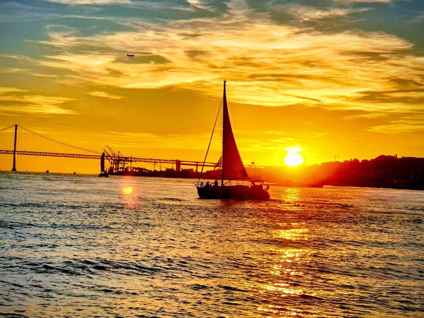 Lisbon: Private Sunset Cruise with Portuguese Wine - Why this Lisbon sunset cruise works so well