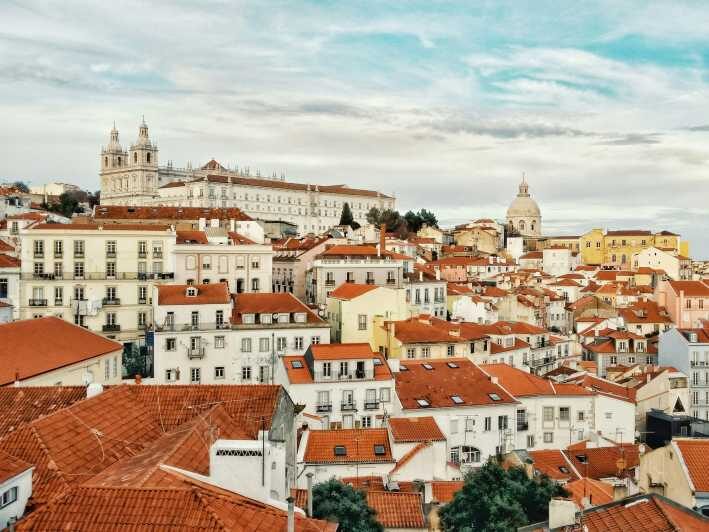 Lisbon Private Tour in Spanish - Why a Spanish-only private guide makes Lisbon easier